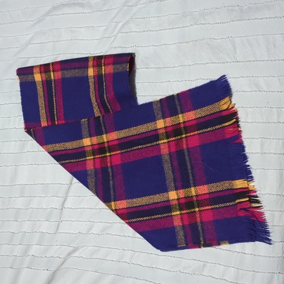 Wool Tartan Scarf - Picture 1 of 1